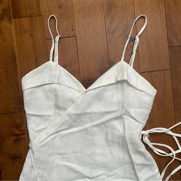 Reformation Cruz dress white wrap linen size XS - Picture 6 of 11